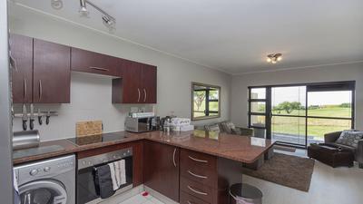 Apartment / Flat For Sale in Jackal Creek Golf Estate, Randburg